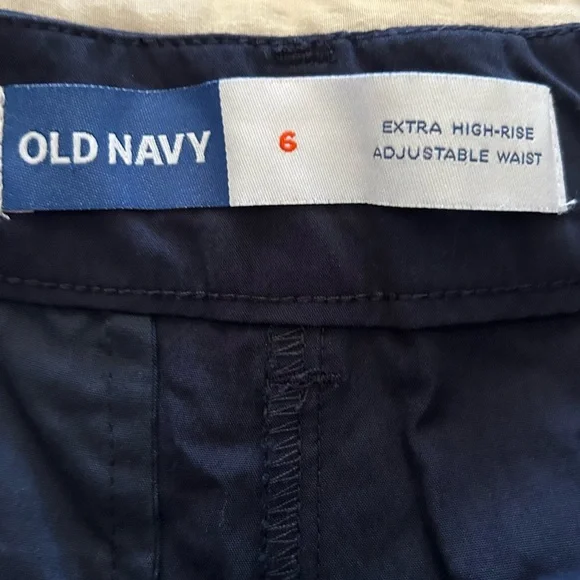 NWT, Old Navy Women’s Extra High-Rise Super Wide-Leg Pleated Navy Pants, Size 6 - Picture 2 of 9